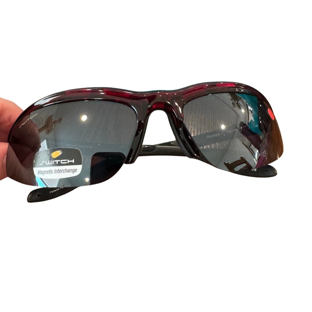 NWOT Switch Sunglasses TENAYA Translucent Red